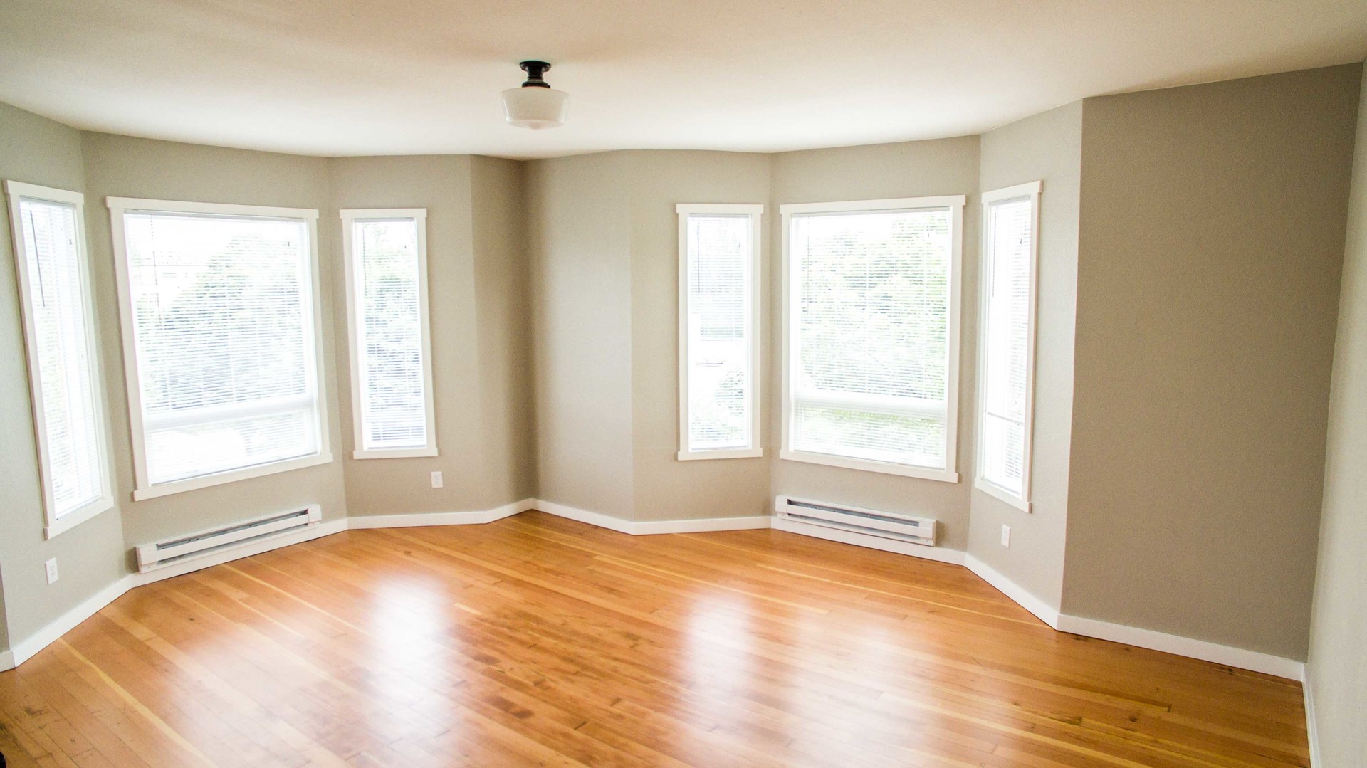 Seattle Apartment: 2010-2014 E Yesler Way