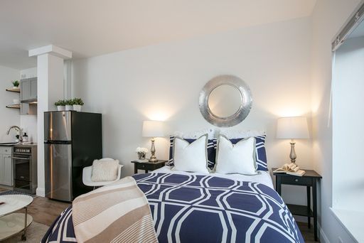 8 WEEKS FREE RENT! RENOVATED UNIT! – photo 1