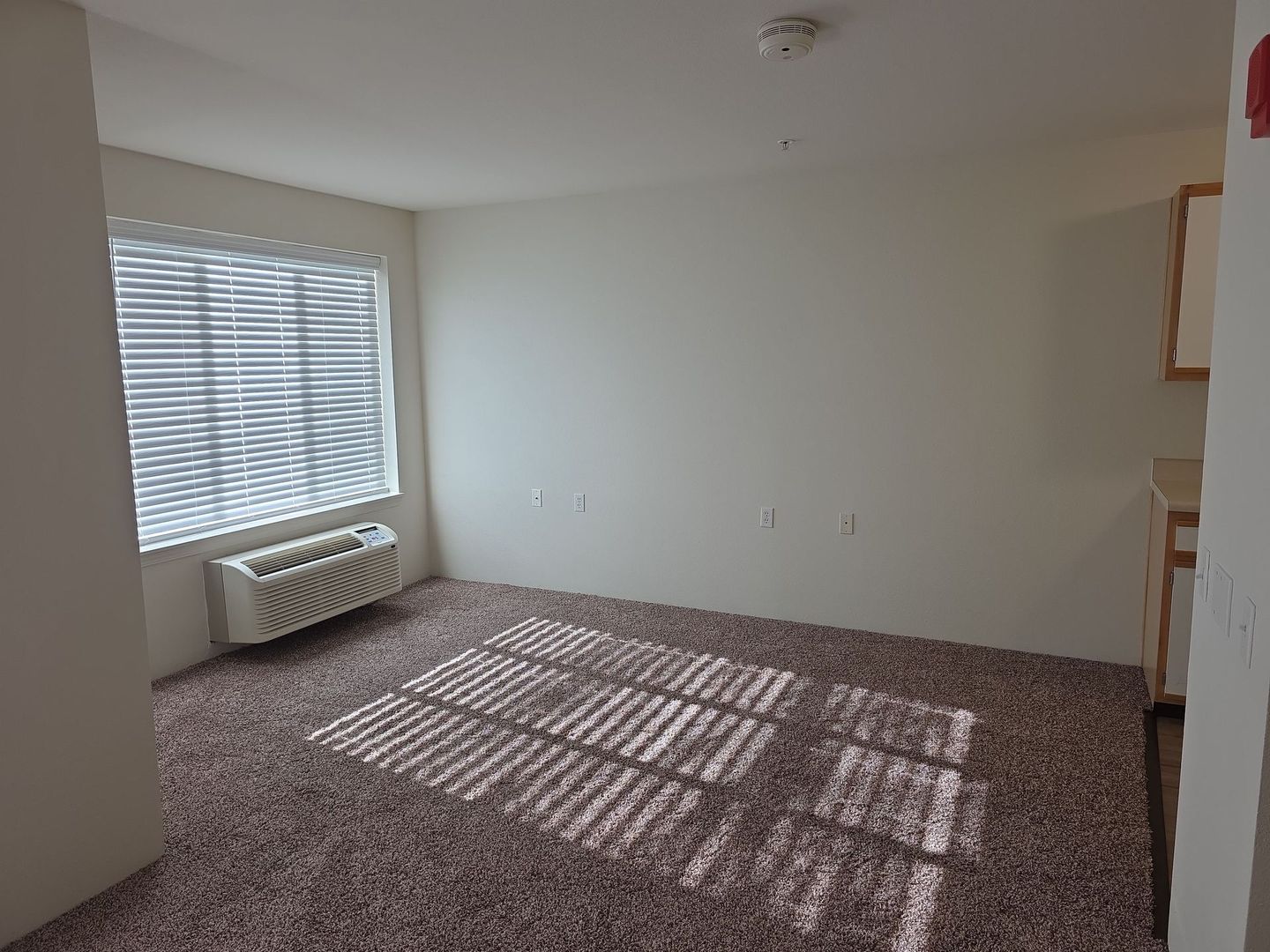 Paradise Apartment: 5900 Canyon View Dr.