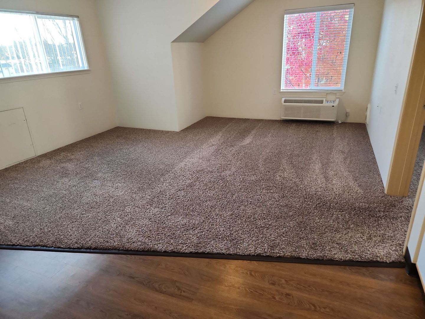 Paradise Apartment: 5900 Canyon View Dr.