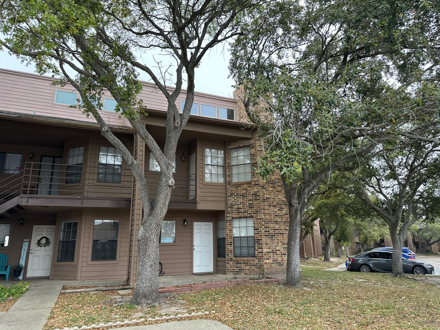 Corpus Christi House: 7122 Premont Drive Unit 204-C