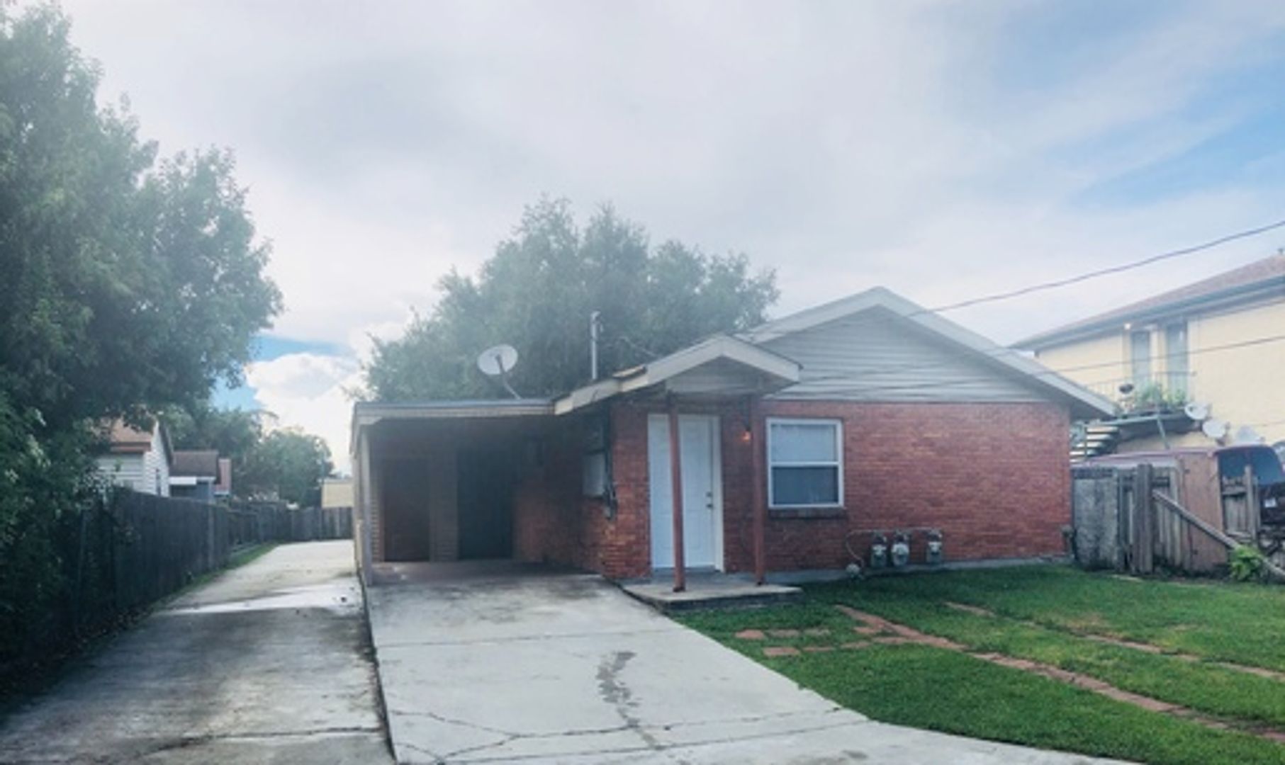 Metairie Apartment: 209 Geneva Street