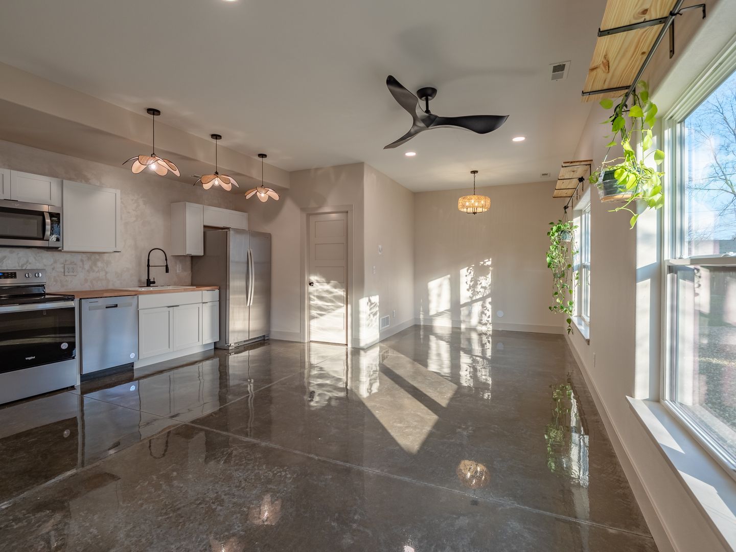 Cedar Rapids Apartment: 922 9th St SE