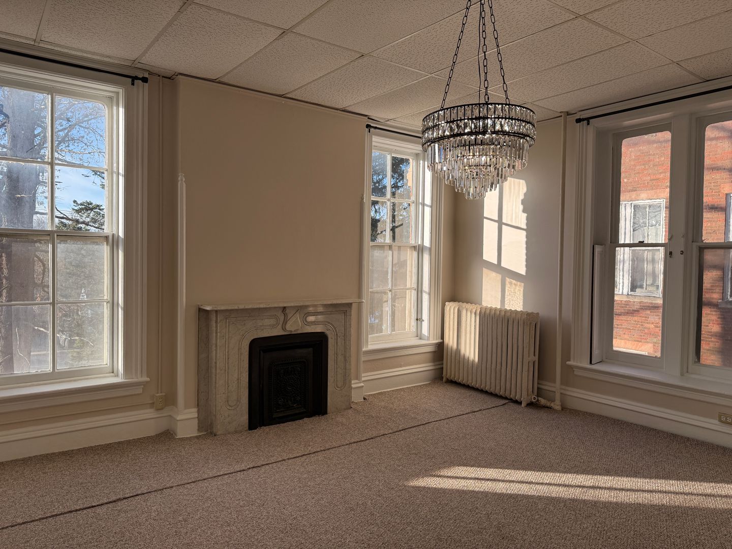 Marion Apartment: 1501 1st Ave