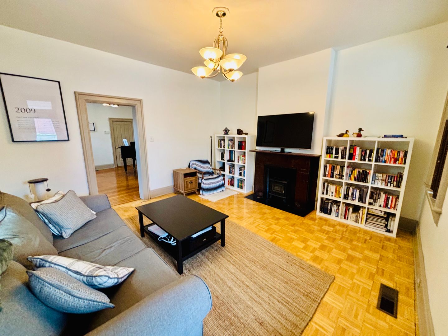 Columbus Apartment: 818 S. Third St