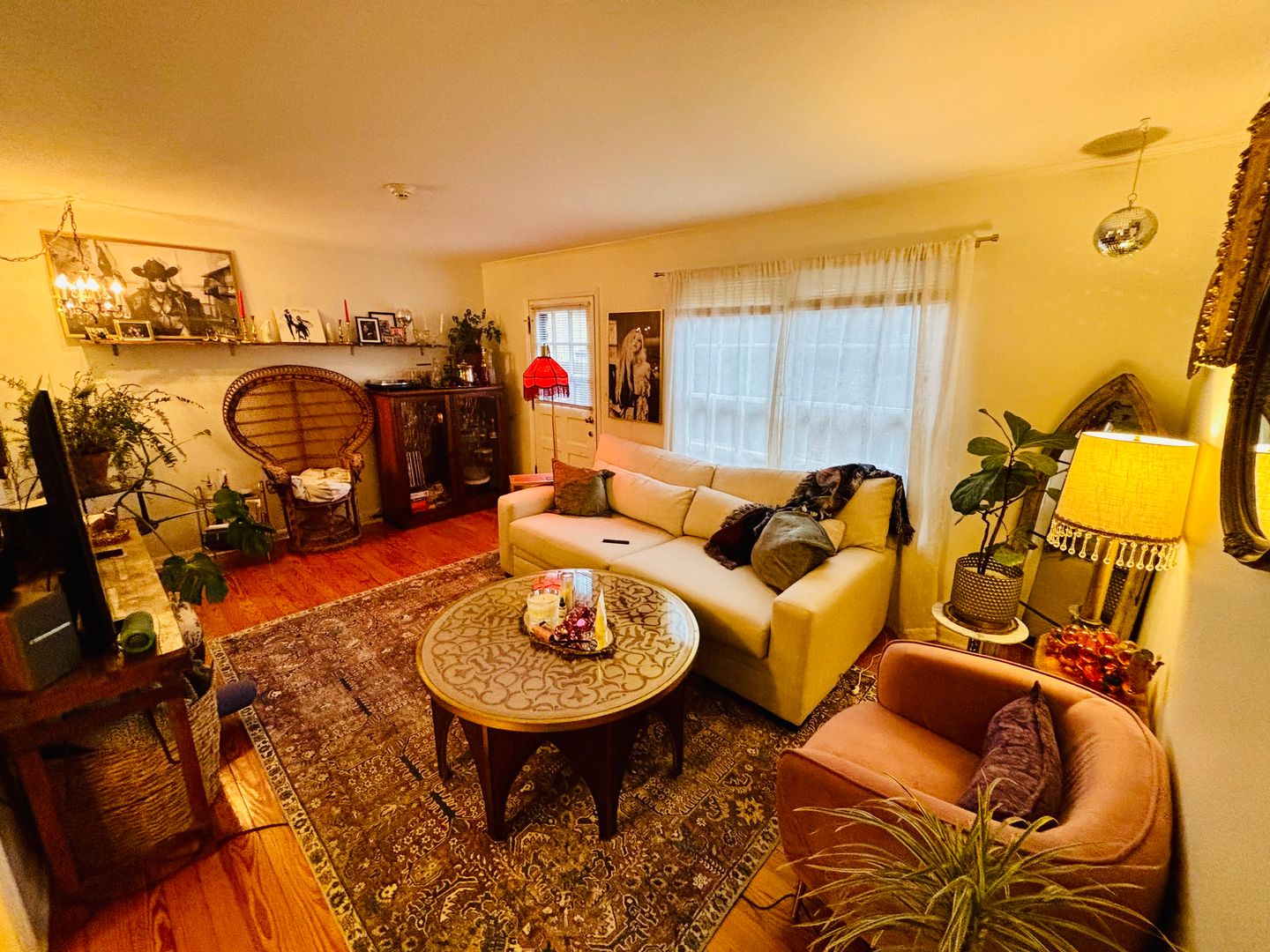 Columbus Apartment: 35 E. Blenkner