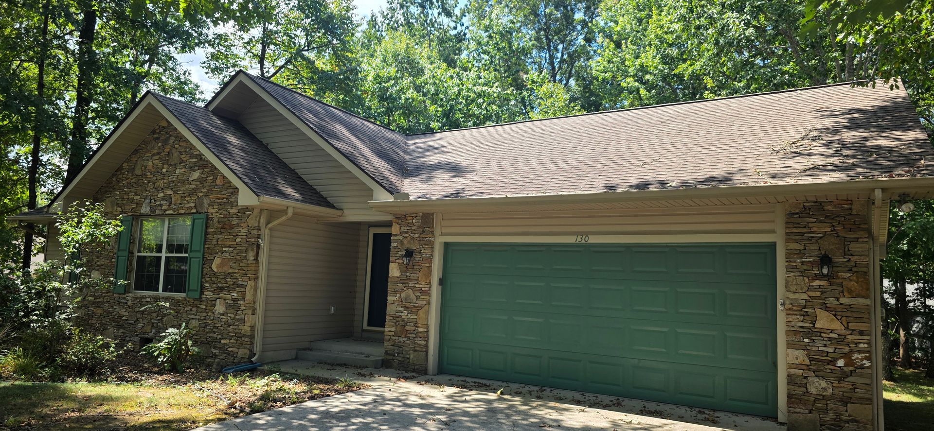 Crossville House: 130 Berkshire Loop