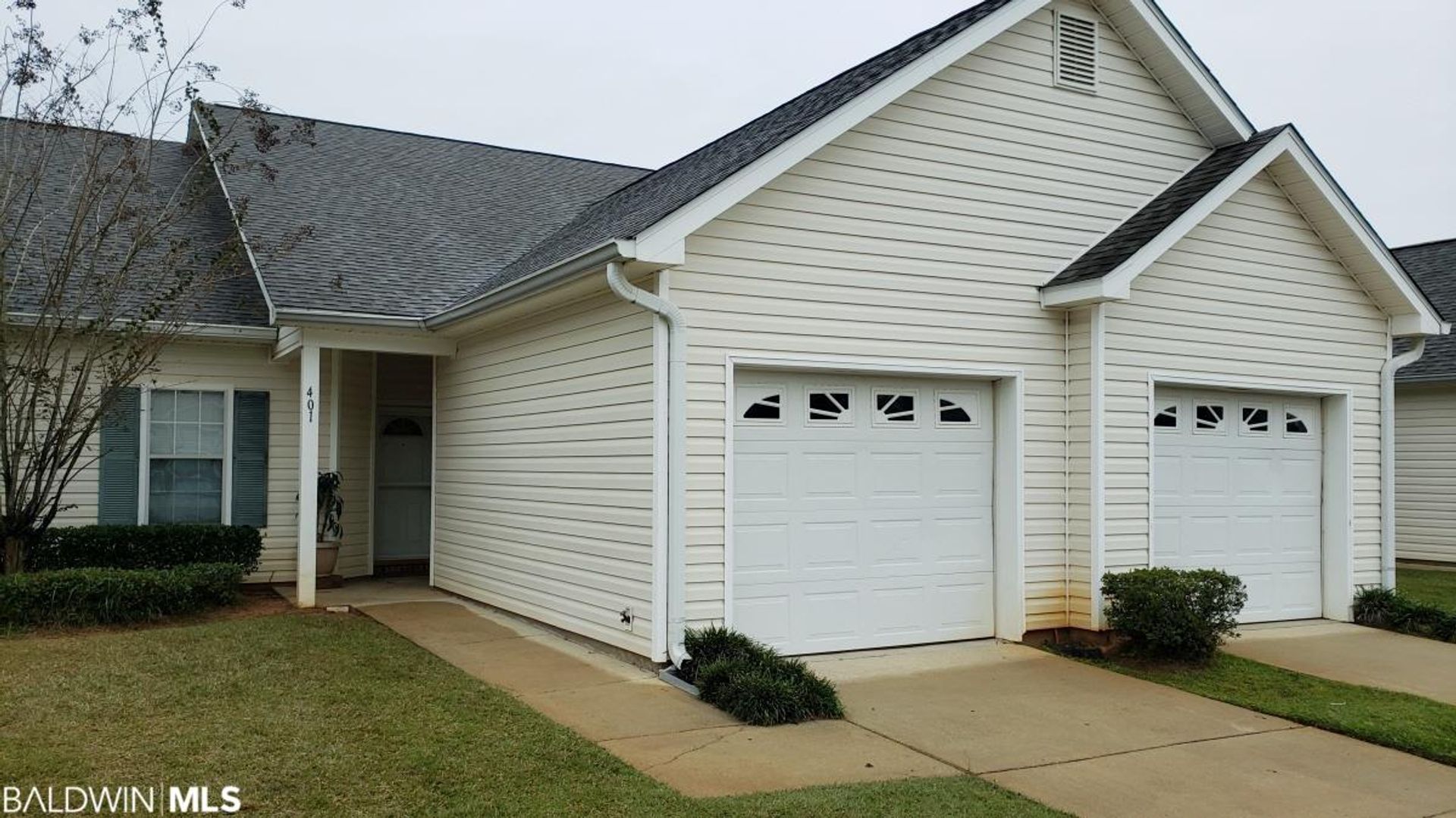 Foley Apartment: 2651 S Juniper Street