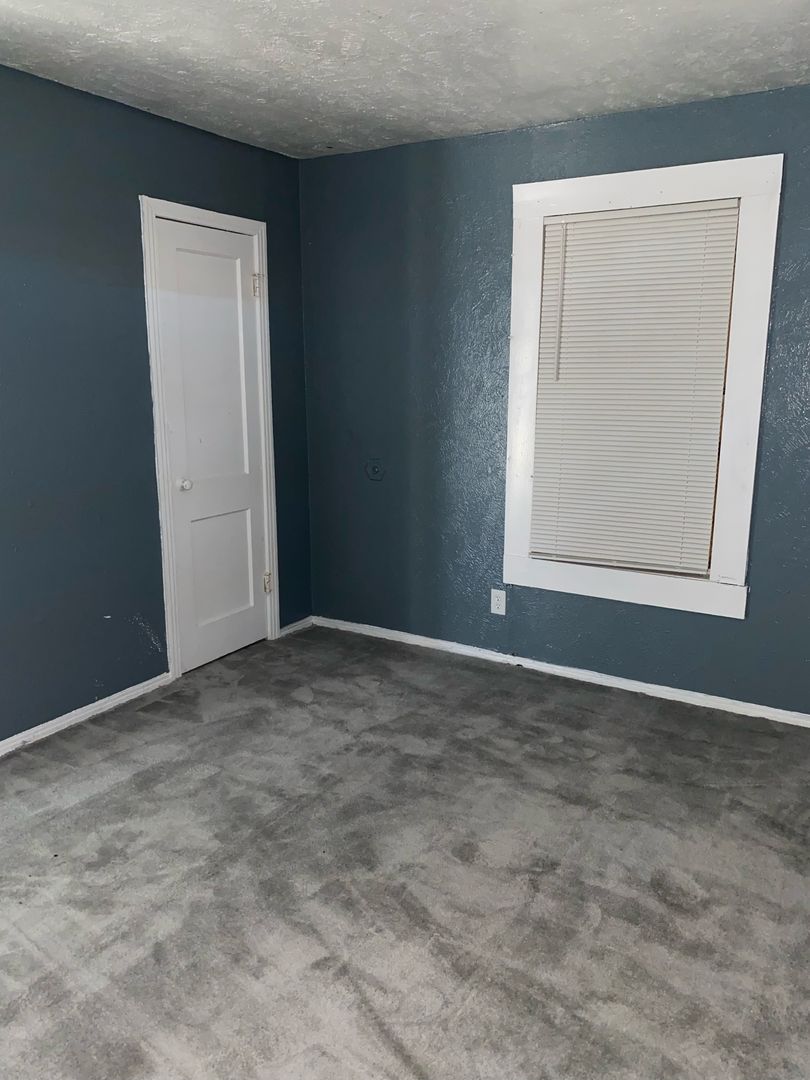 DALLAS House: 4739 COLLINS AVE