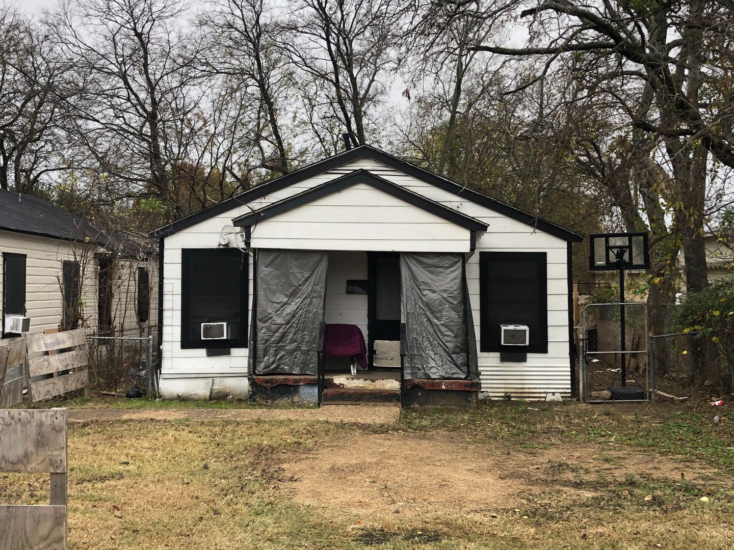 DALLAS House: 3409 TERRELL AVE