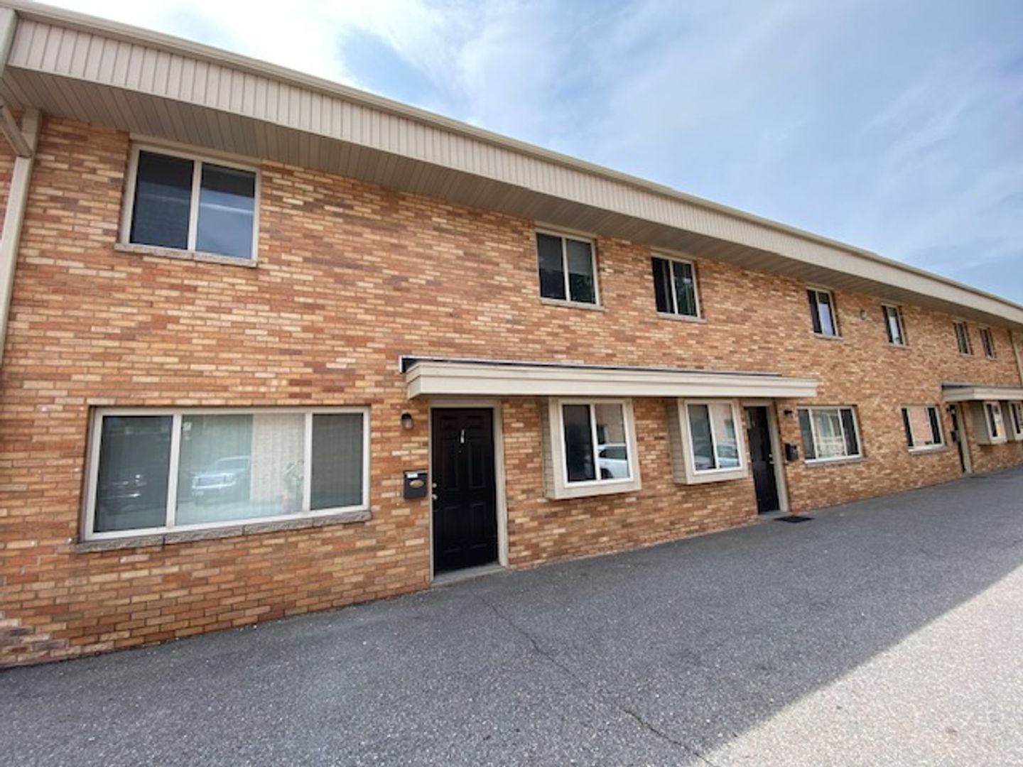 Wausau Apartment: 920 Grand Ave