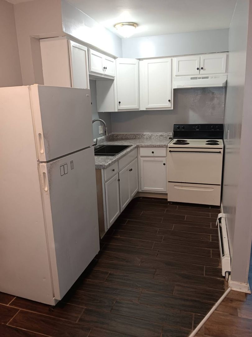 Tricourt Apartments 5 of 12