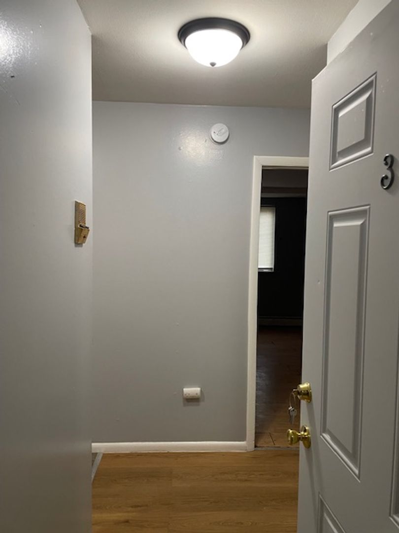 Tricourt Apartments 10 of 12