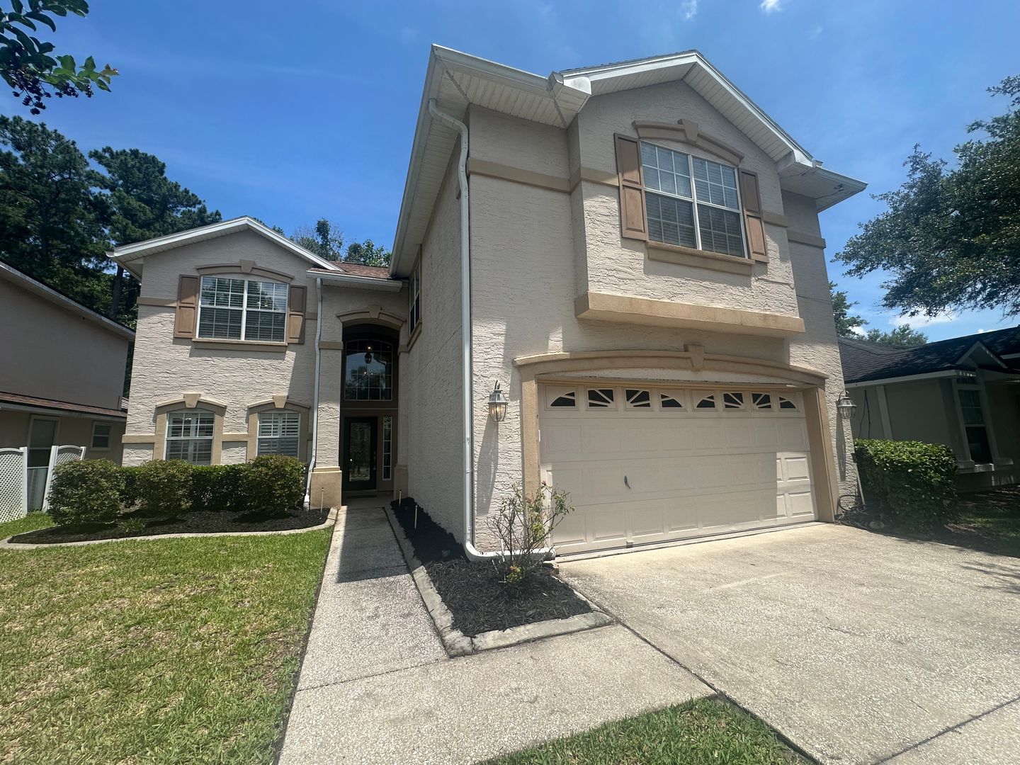 St. Johns House: 572 Redberry Lane
