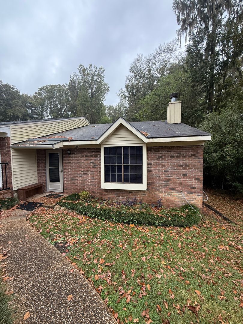 Tallahassee House: 2017 Gardenbrook Lane