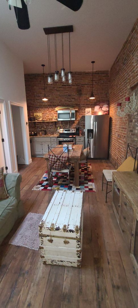 Milledgeville Apartment: 107 Wayne Street