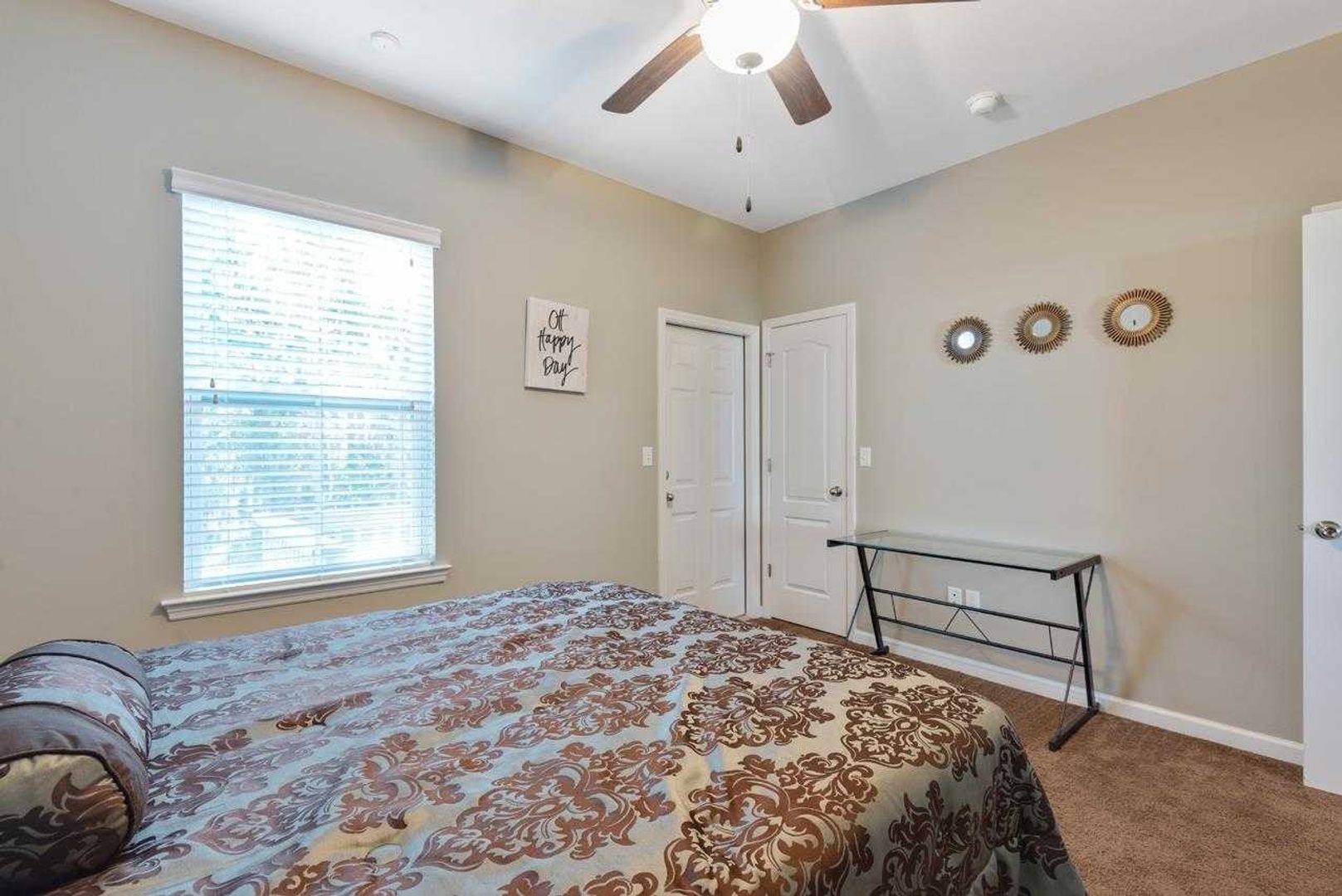 Tallahassee Apartment: 1989-3689 Tyson Green