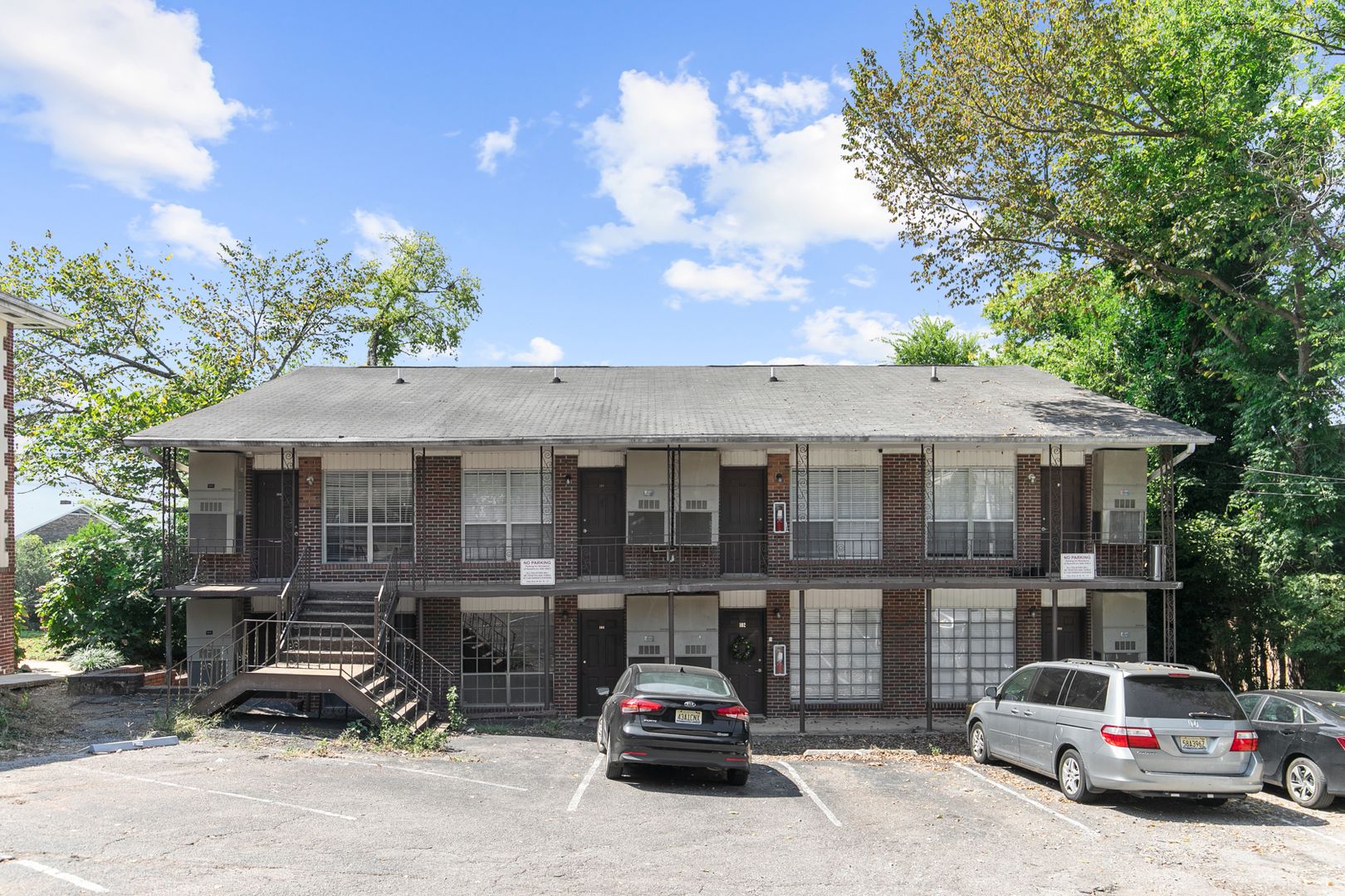 Birmingham Apartment: 1325 34th Street South