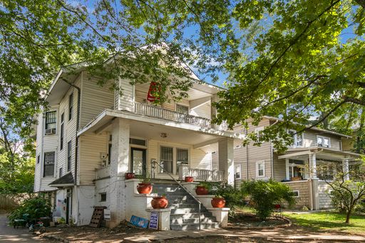 Laurelton Oaks - 2 Bedroom / 1 Bathroom Apartment – photo 1