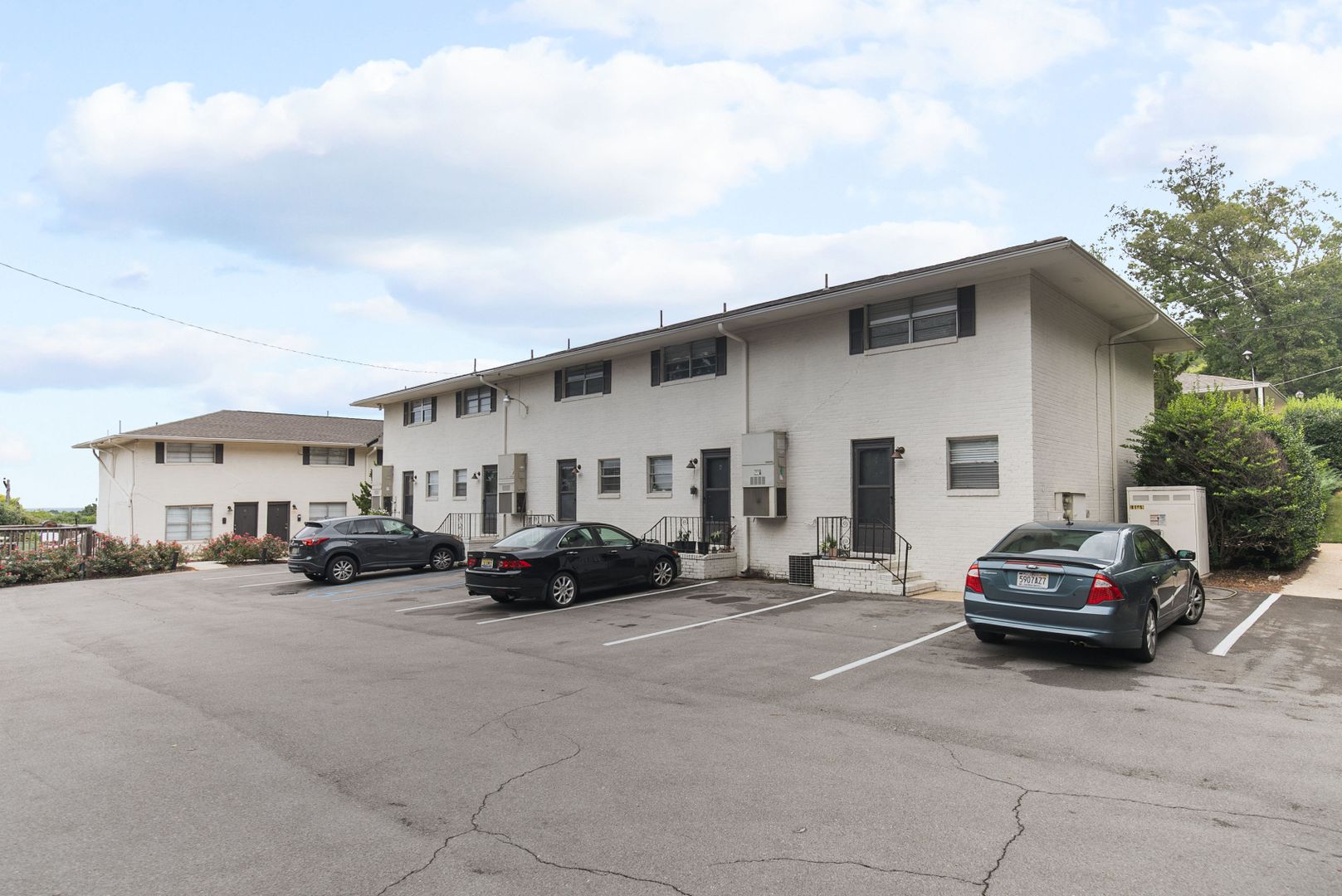 Birmingham Apartment: 3200 Hillside Ave