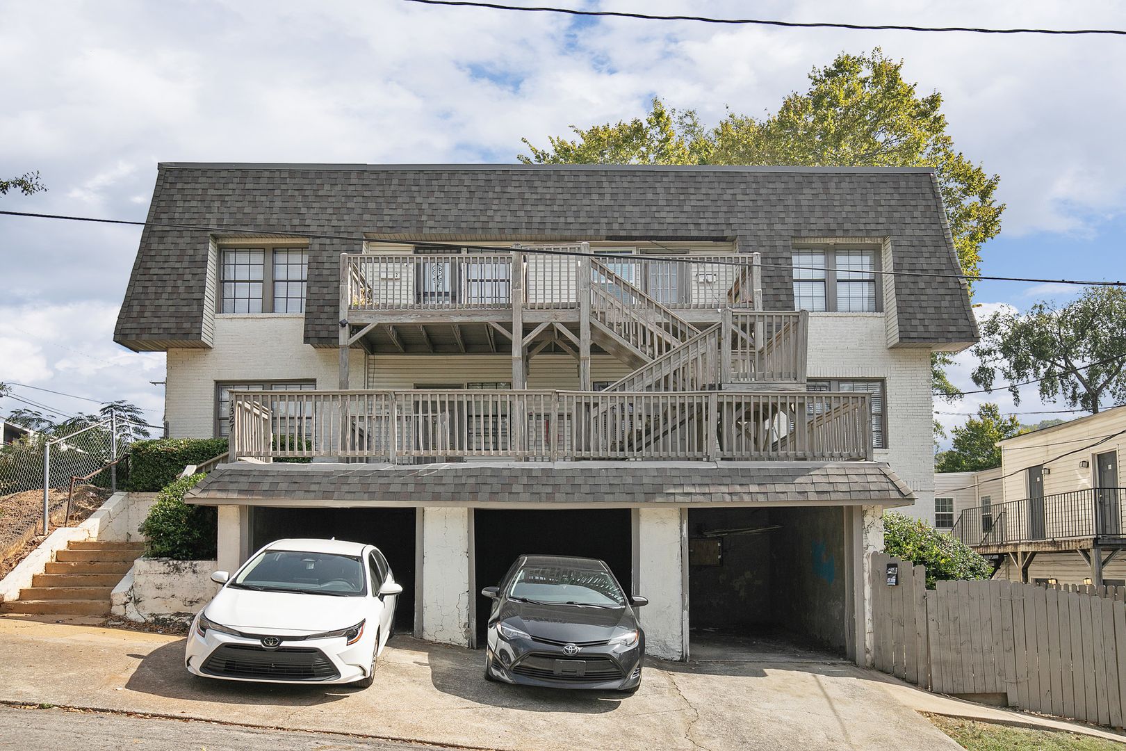 Birmingham Apartment: 1327 16th Street South
