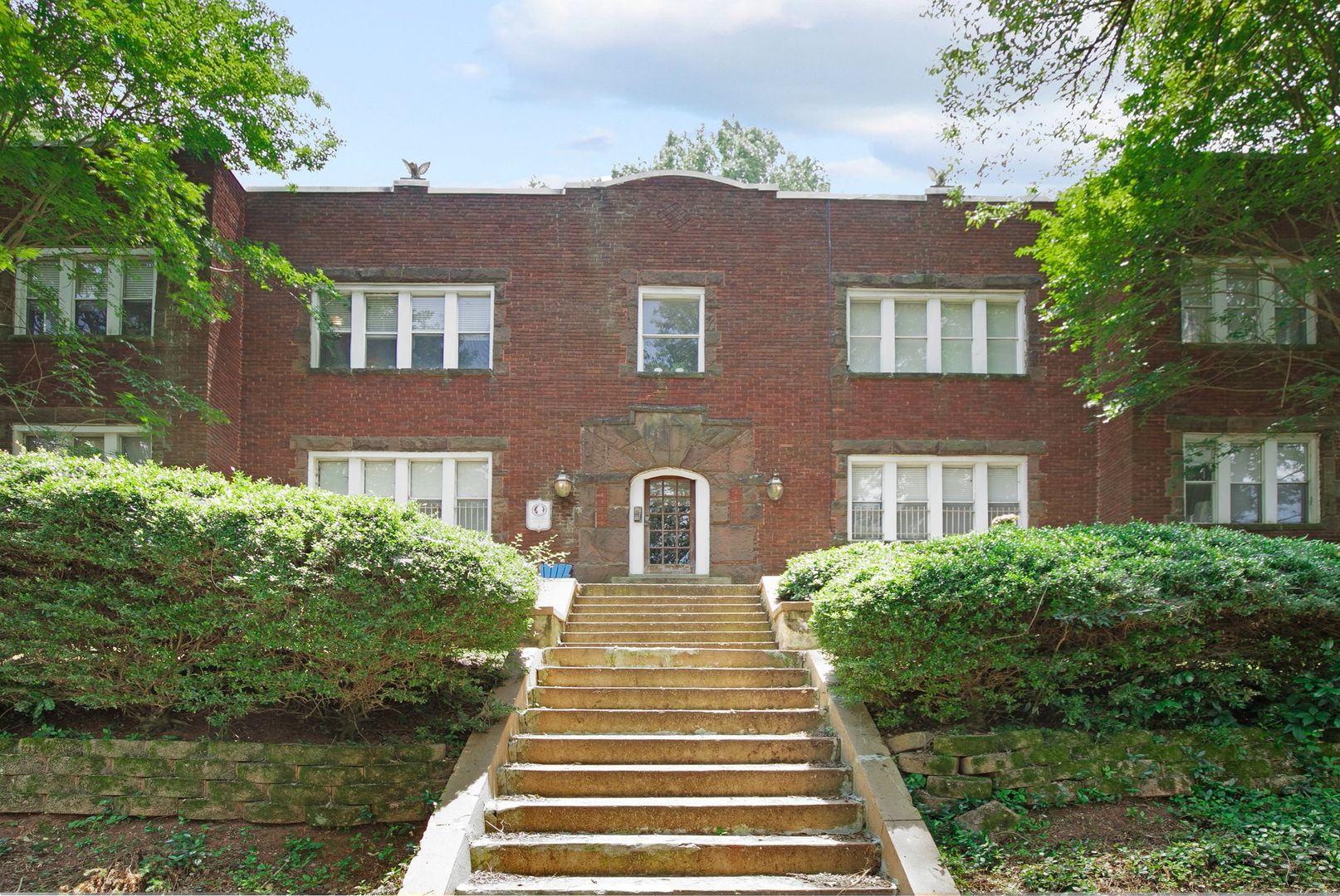 Birmingham Apartment: 1619 16th Avenue South