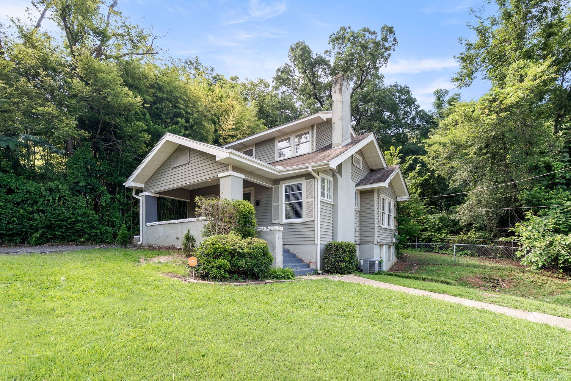Birmingham Apartment: 1329 16th Avenue South