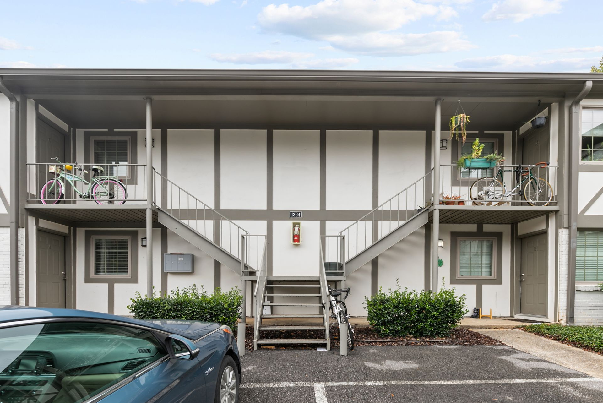 Birmingham Apartment: 1322 15th Ave S