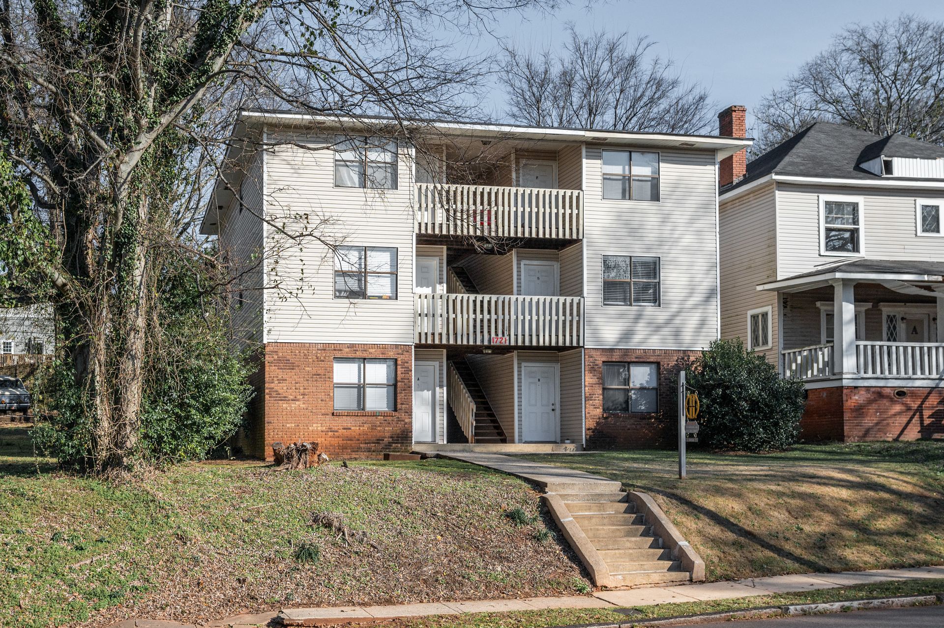 Birmingham Apartment: 1721 11th Place S