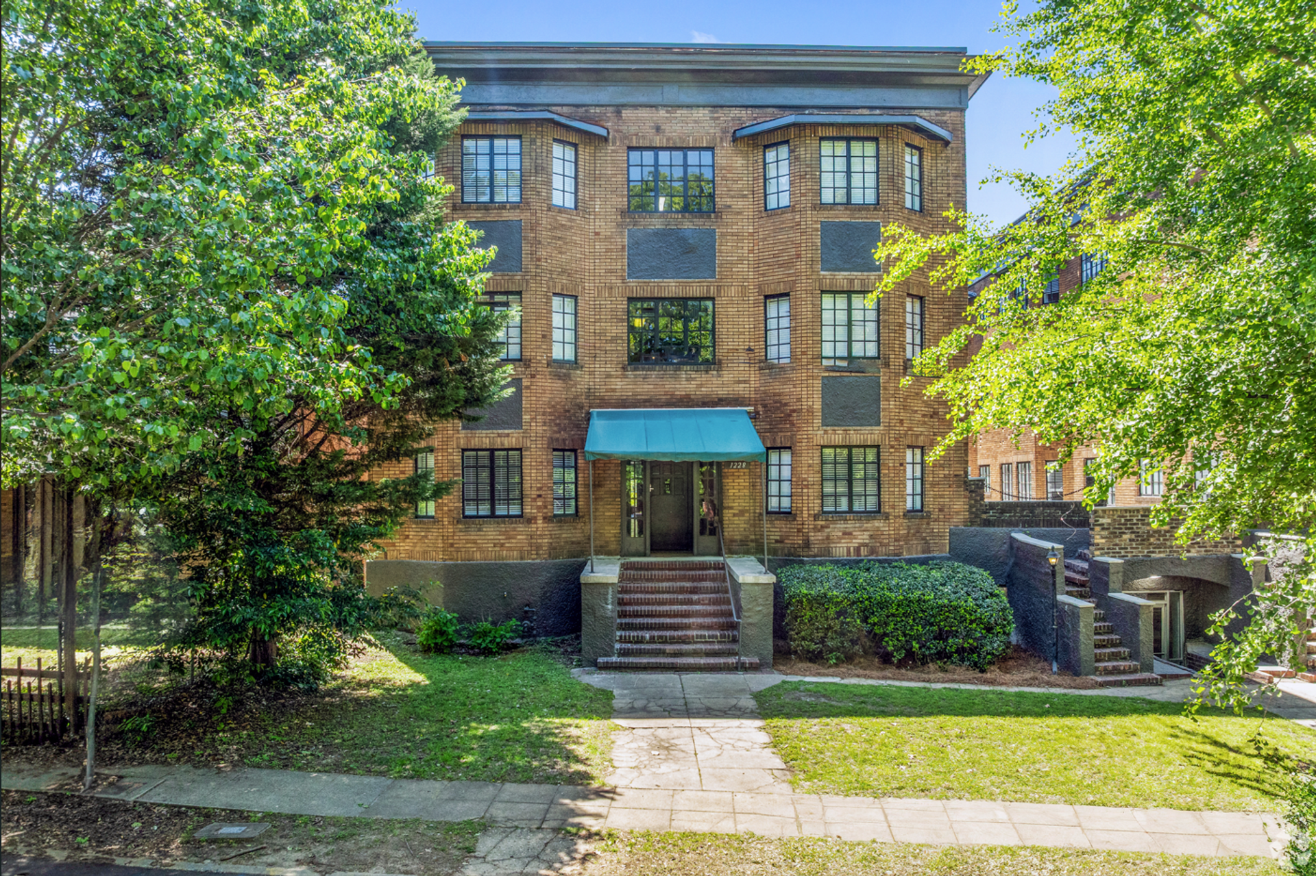 Birmingham Apartment: 1226-1228 29th Street South