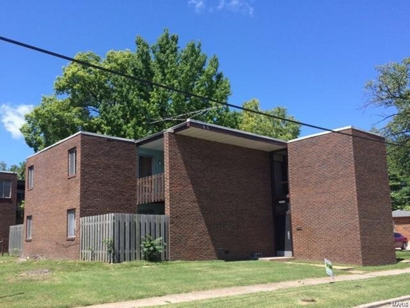 Collinsville Apartment: 123 St. Louis Road