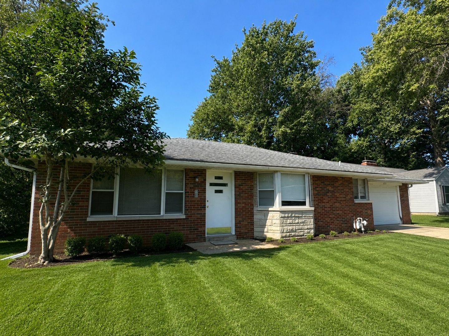 O'Fallon House: 403 W Hwy 50