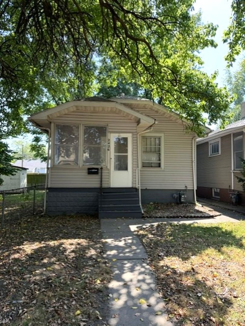 Granite City House: 2426 Adams St.