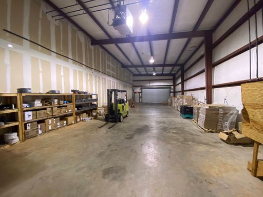 Turnkey Flex Space - Warehouse w/ Office – photo 1