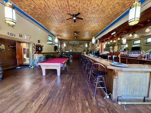 Beautifully furnished 2bed/2bath home + mountain views near downtown Bisbee!