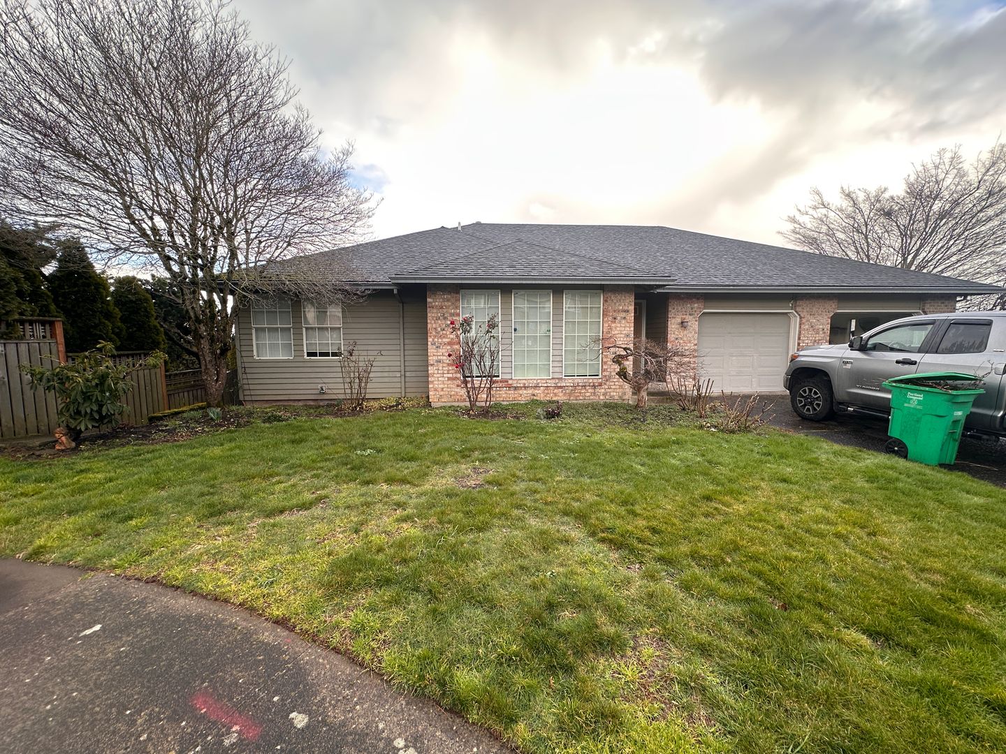 Portland Apartment: 14441 NE Morris Ct