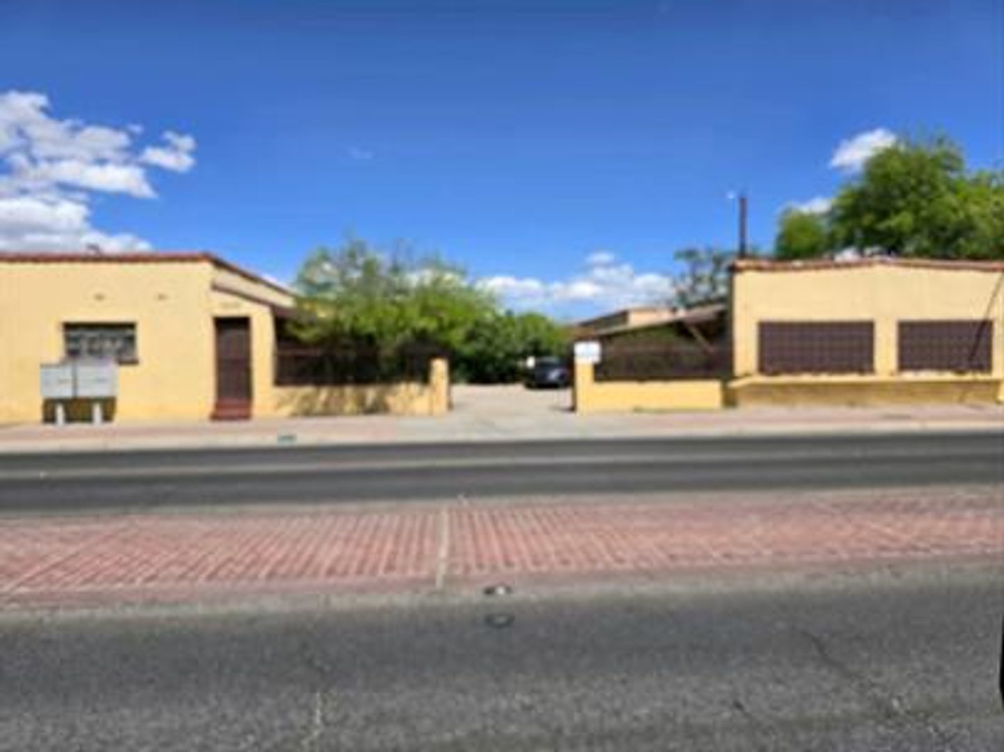 Tucson Apartment: 2245 S 6th AVe