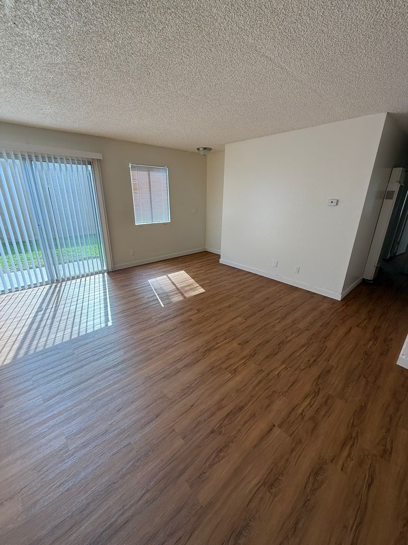 Santa Maria Apartment: 310 W. Sheila Ln. - 1