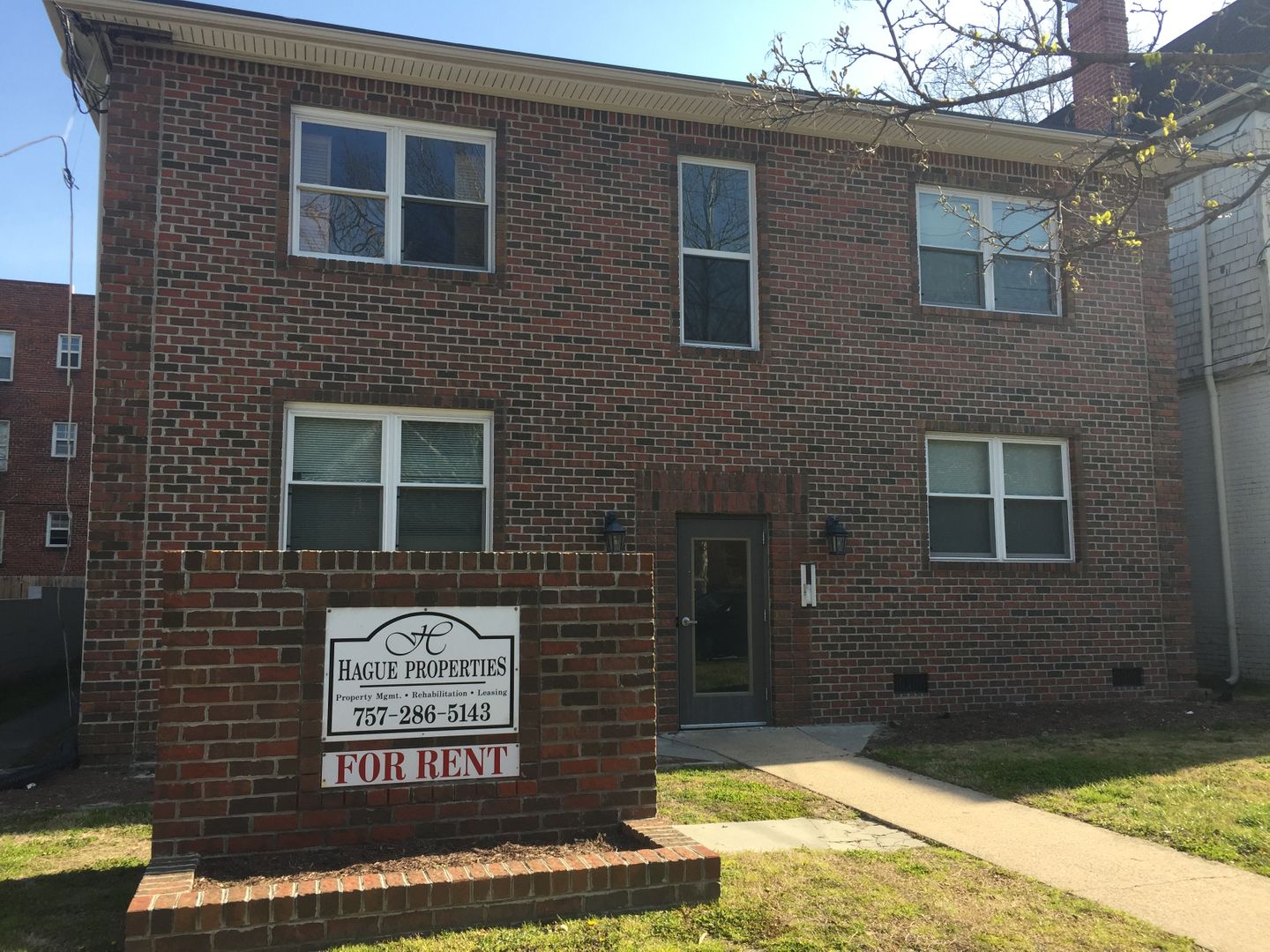 Norfolk Apartment: 824 Redgate Avenue