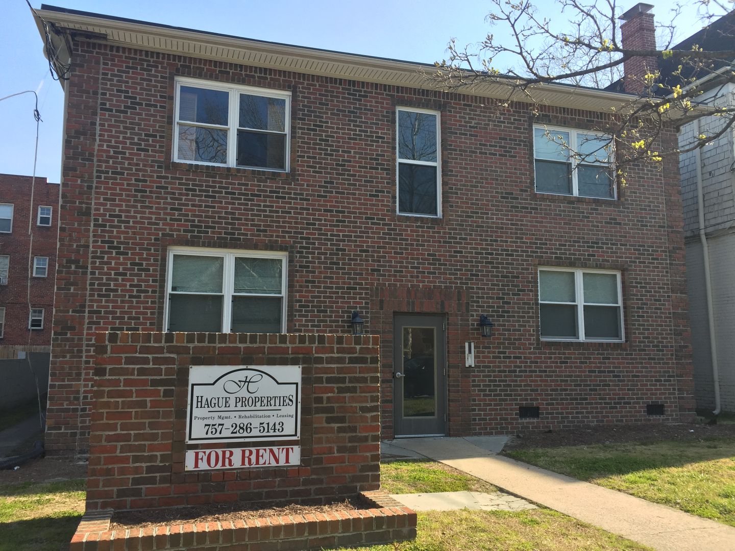 Norfolk Apartment: 824 Redgate Avenue