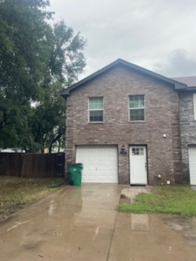 3/2/1 Toen Home close to Tarleton