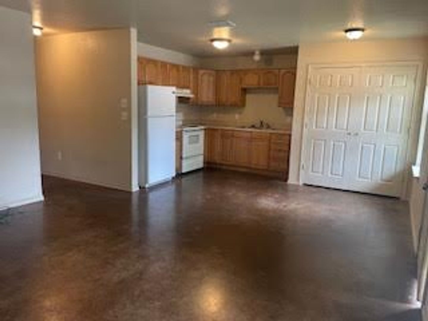 Stephenville Apartment: 906 Hook