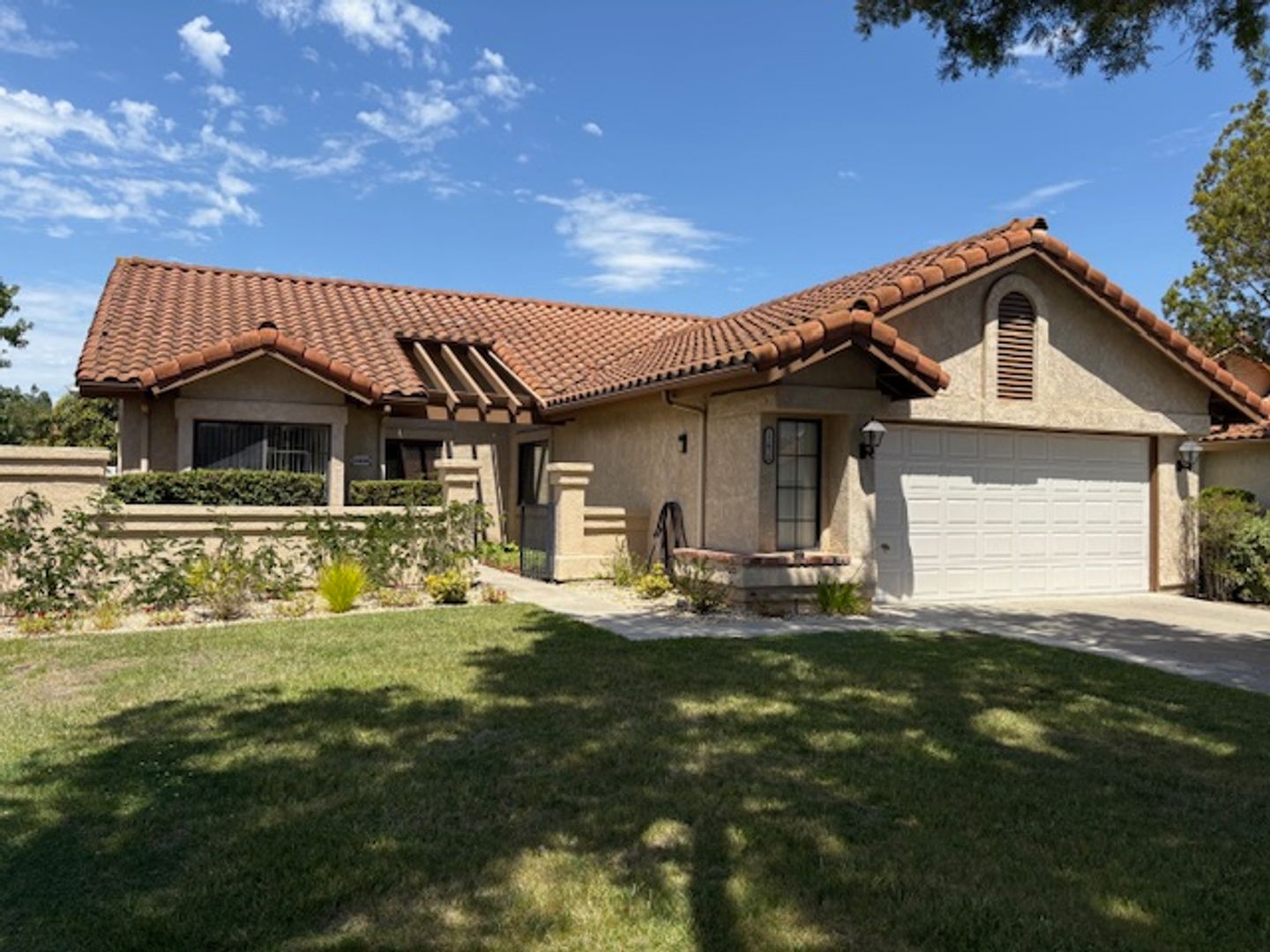 San Diego House: 12626 Alcacer Del Sol