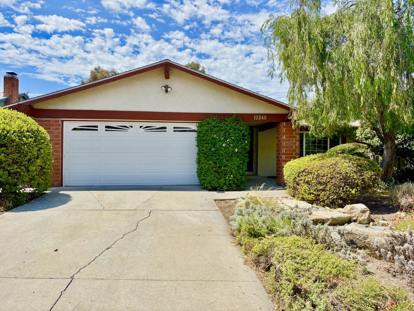 Poway House: 12248 Buckskin Trail
