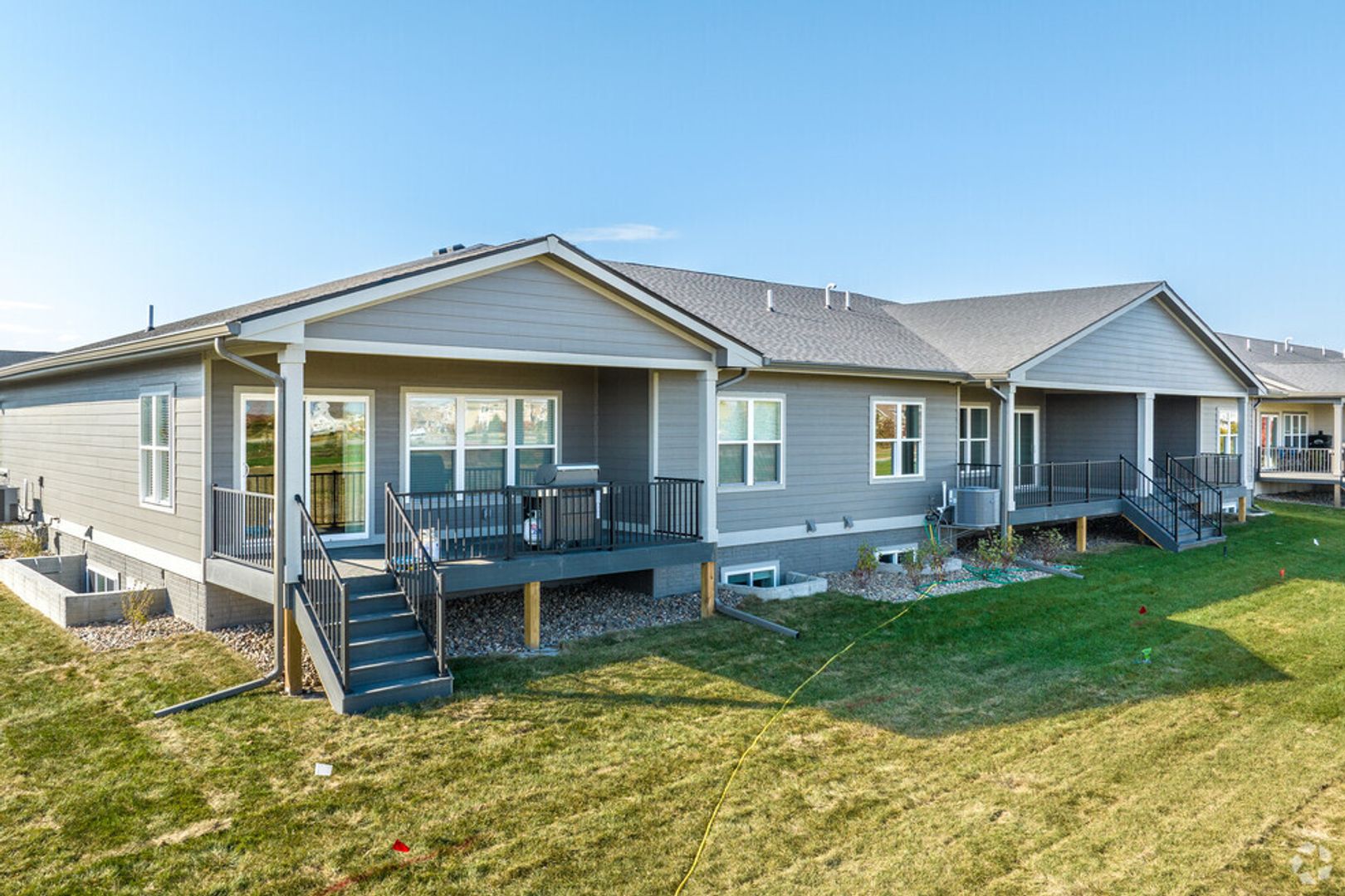 Platinum Pointe 4 of 22