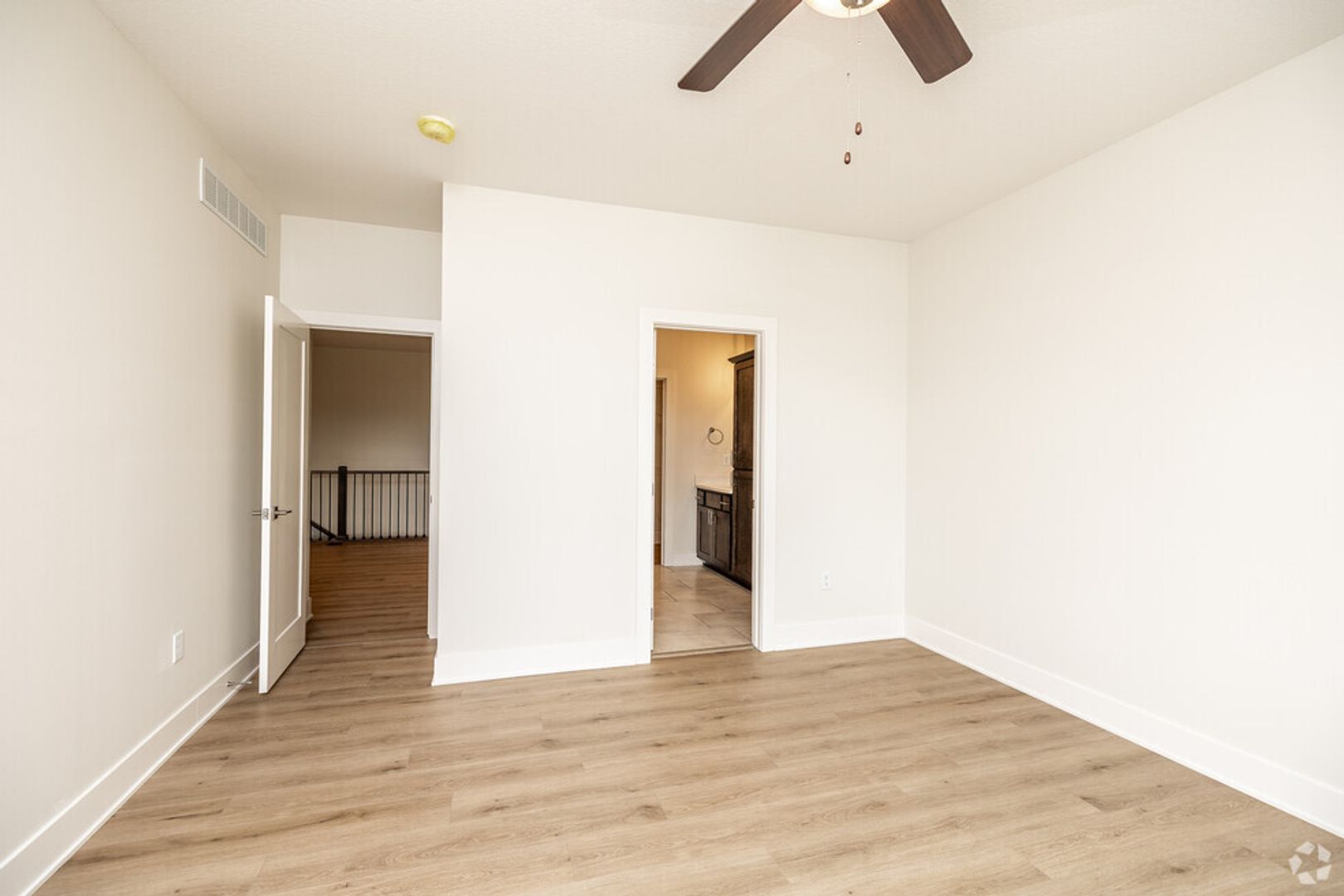 Platinum Pointe 17 of 22