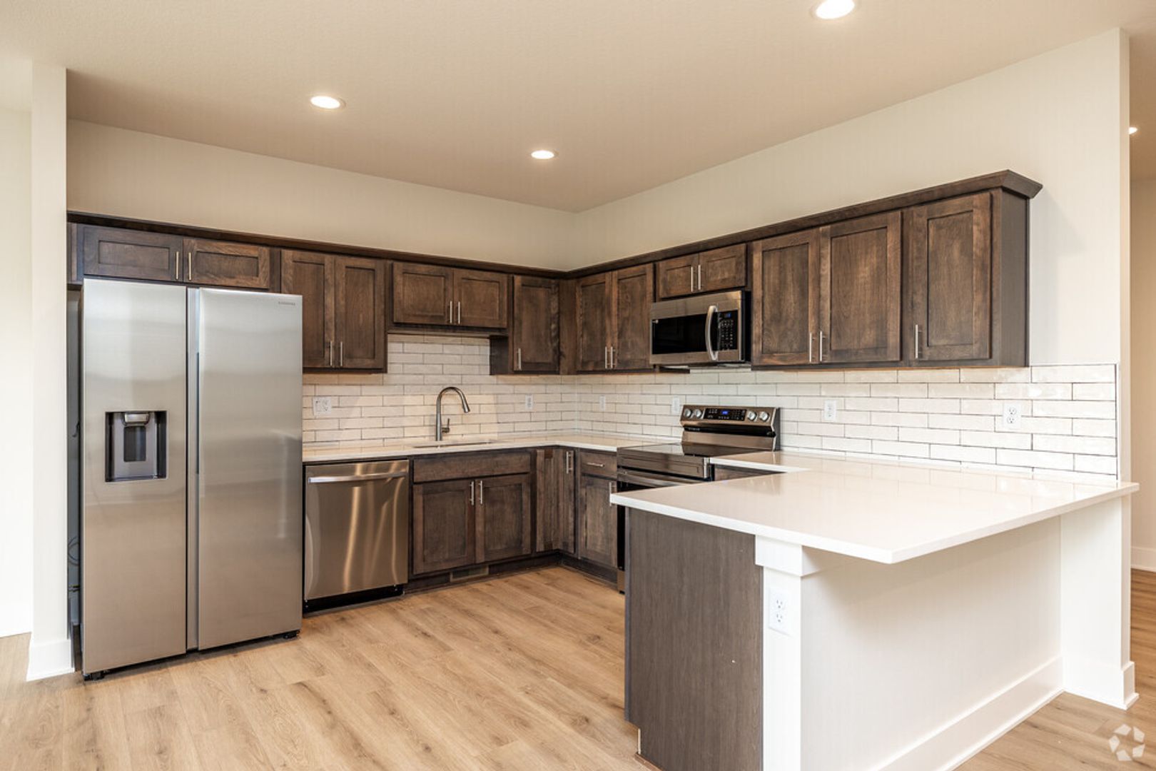 Platinum Pointe 11 of 21
