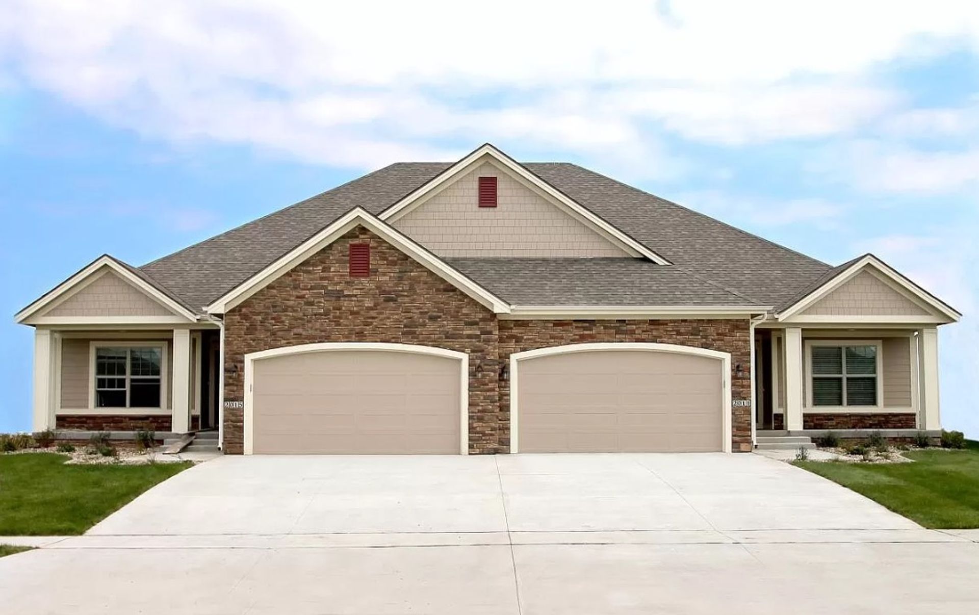 Centennial Pointe West 3 of 12