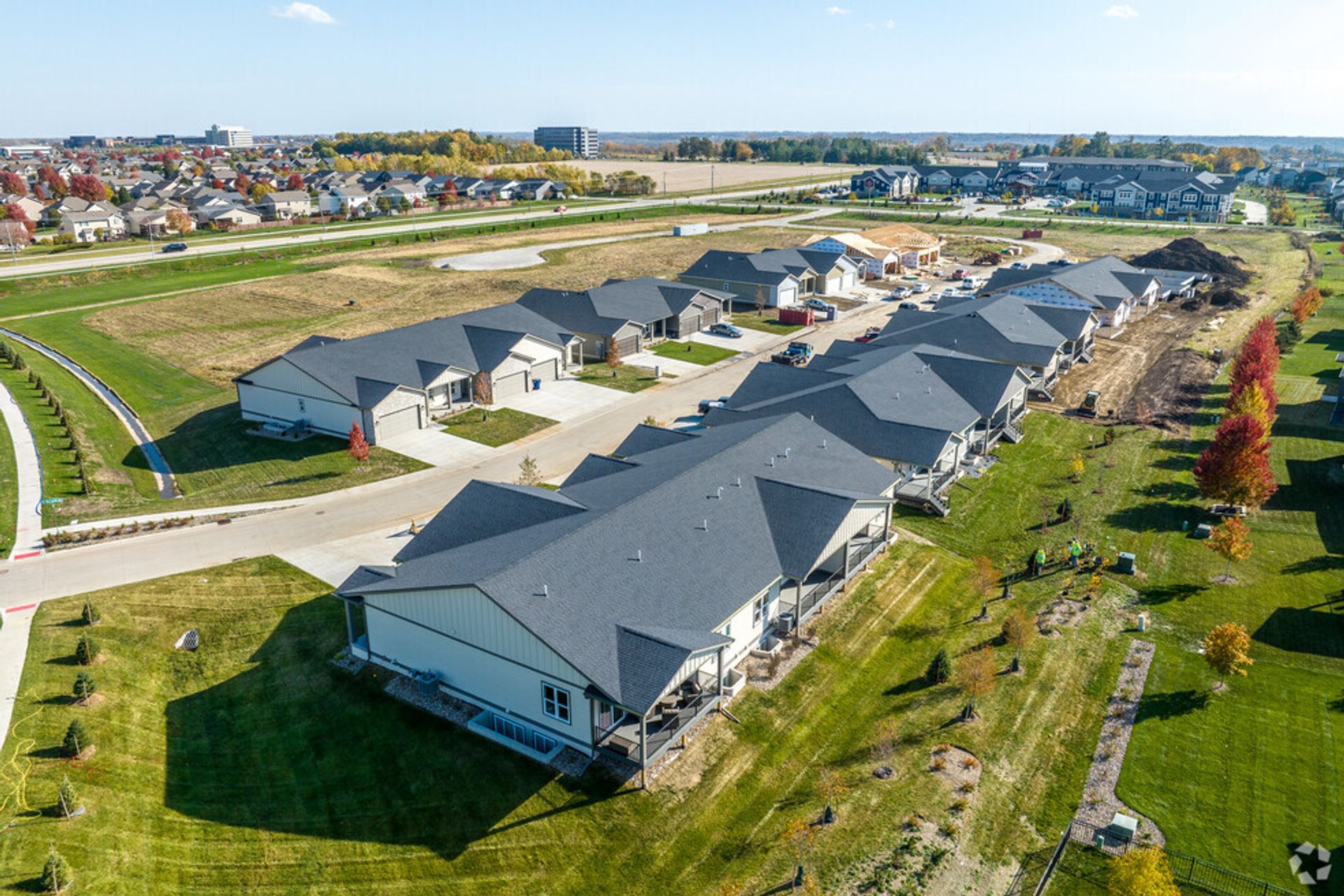 Platinum Pointe 4 of 12