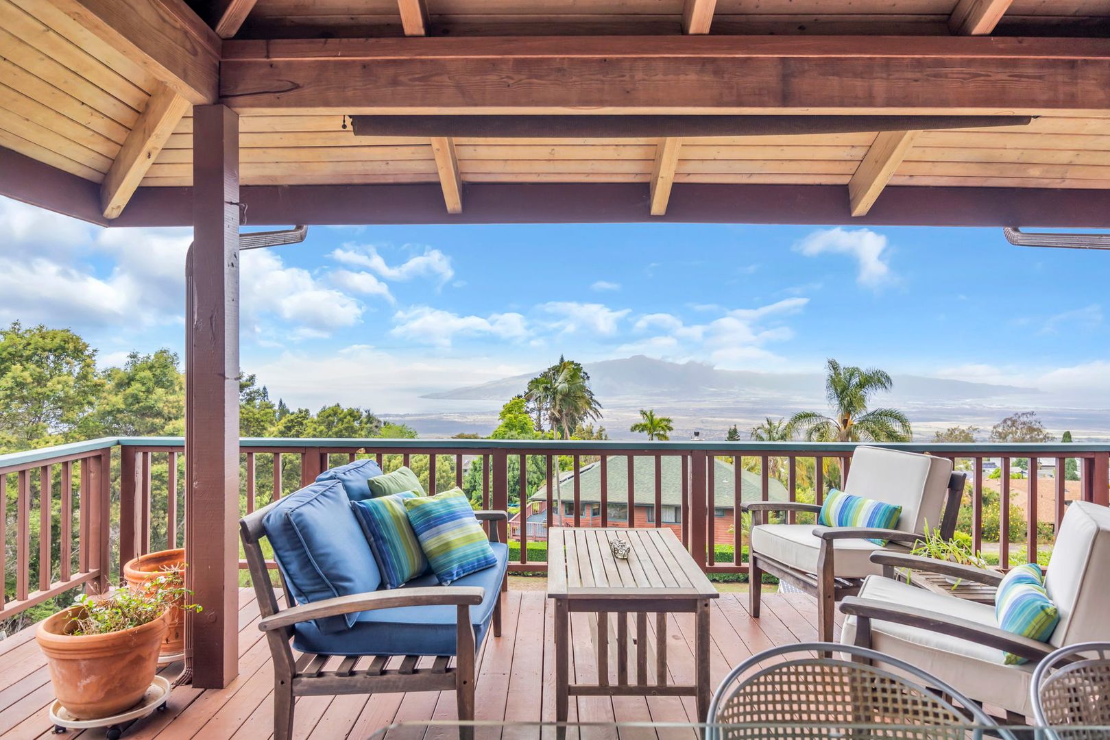 Kula House: 66 Puakea Place